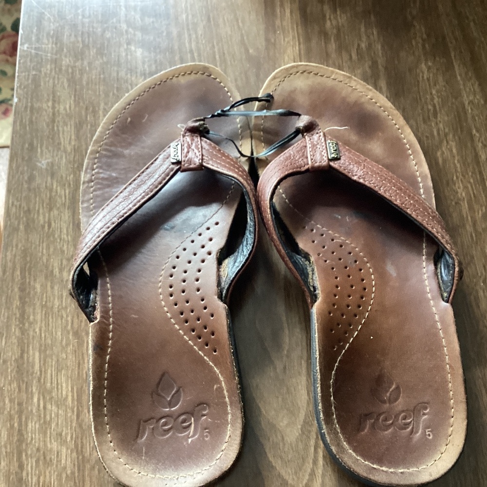 Reef flip flops